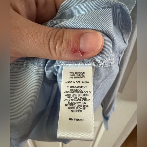 Express The Essential Dress Work Shirt Size Medium - Picture 4 of 6